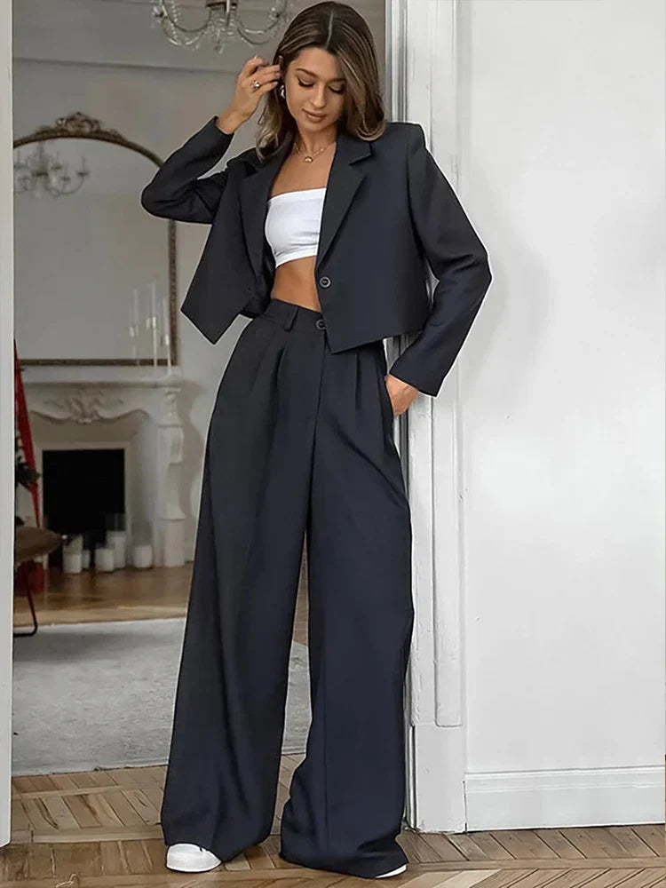 Samira - Trendy Suit