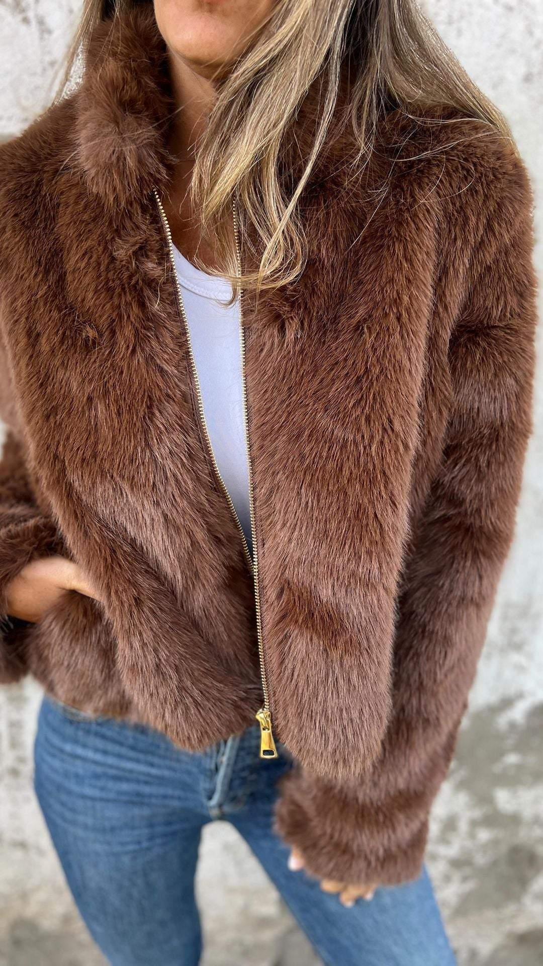 Sarah - Faux Fur Jacket